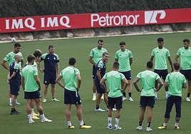 Valverde volverá a ponerse a las órdenes del equipo.