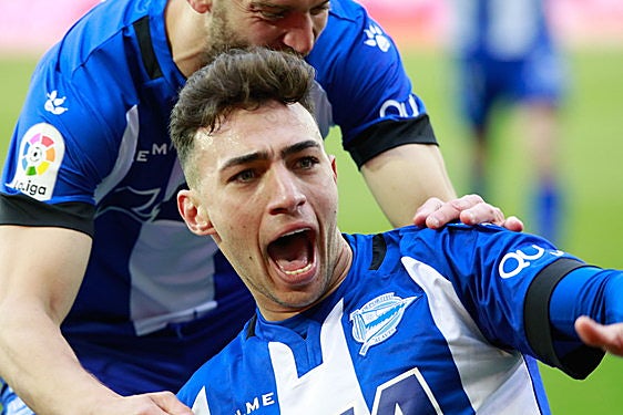 El Alavés puja fuerte por el regreso de Munir
