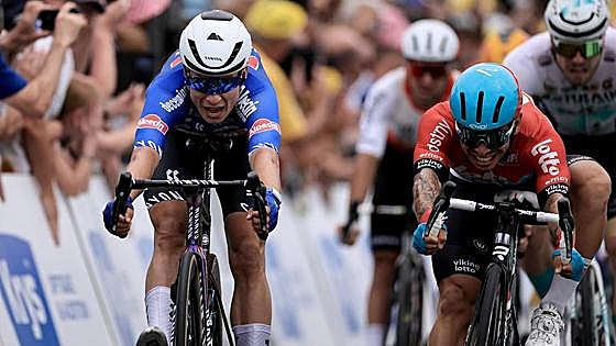 Philipsen tranquiliza a Merckx