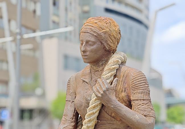 Un fondo tan difuminado no ayuda en las fotos con modo retrato.