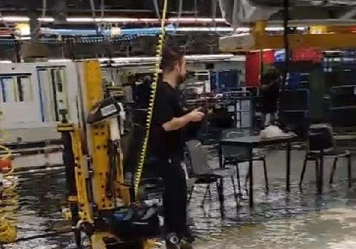 La granizada para líneas de producción en Mercedes Vitoria