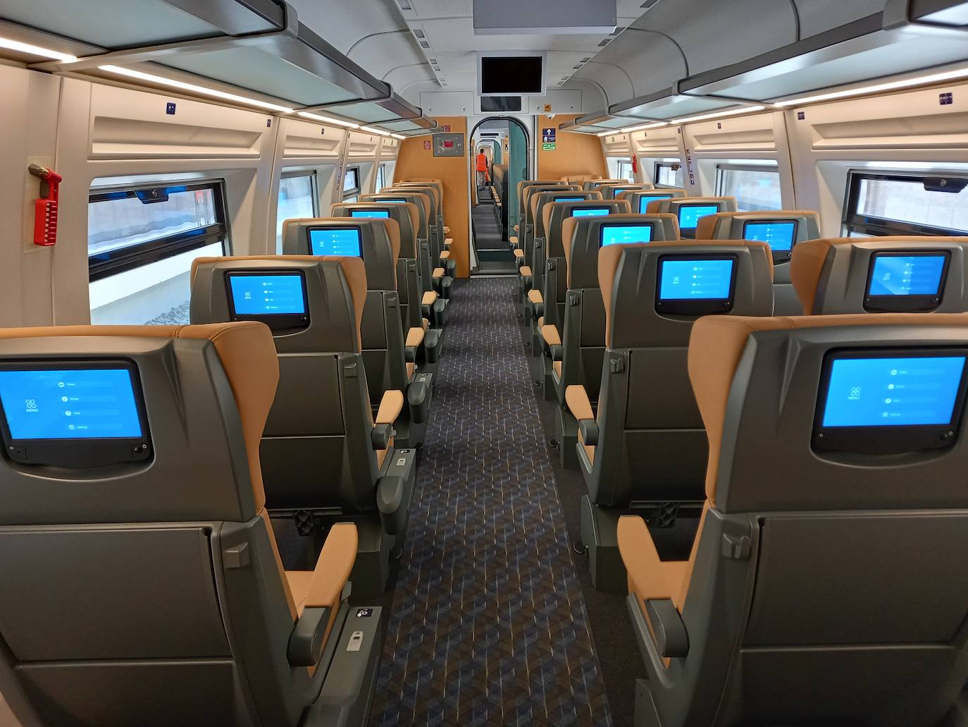 Interior de un vagón del Talgo 230, el modelo entregado a Egipto.