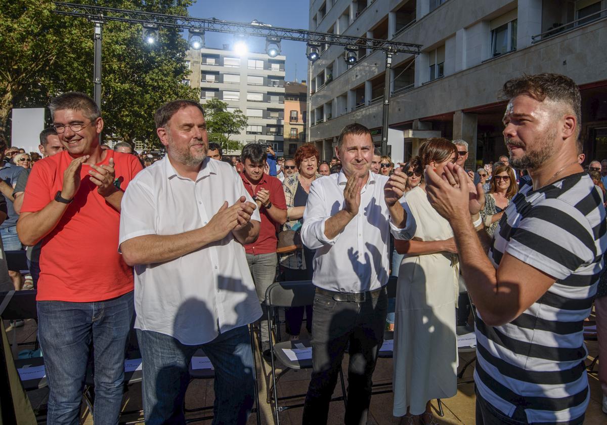 Otegi, Rufián y Junqueras, en Durango.