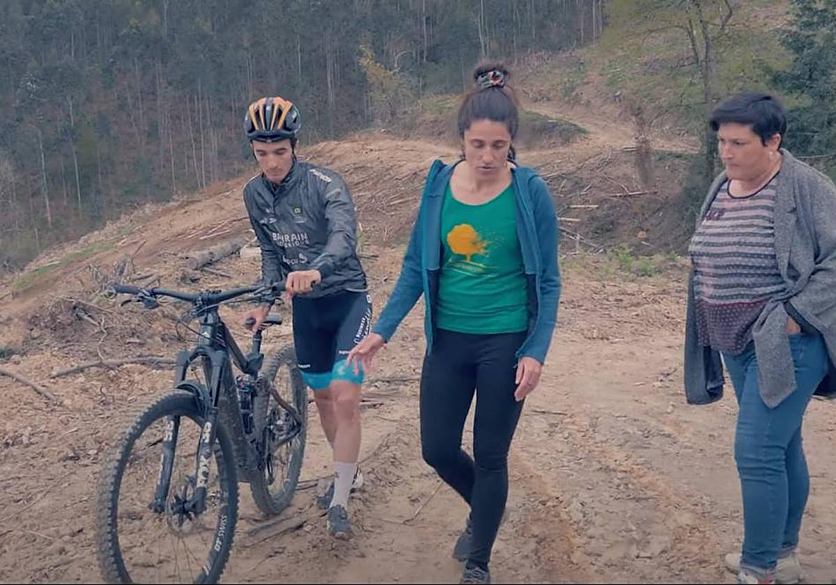 Pello Bilbao continúa con el legado de Gino y ya lleva 1.307 euros recaudados para los bosques de Busturialdea