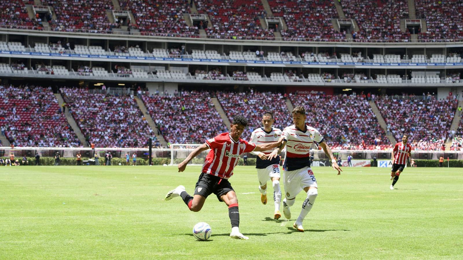 Imágenes del Chivas-Athletic