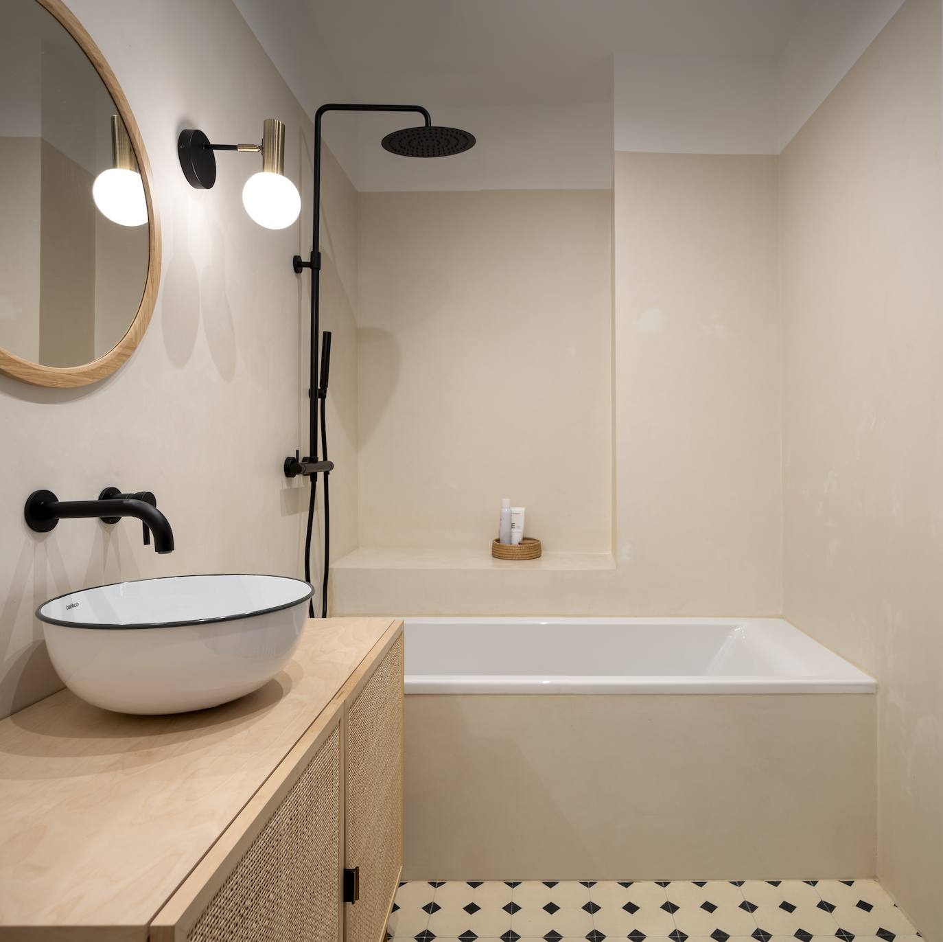 El piso clásico (pero moderno) de una pareja en el Casco Viejo