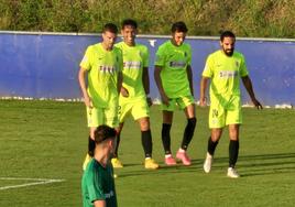 Eraso, Quintero, Mateer y Edwards festejan el segundo tanto azul.