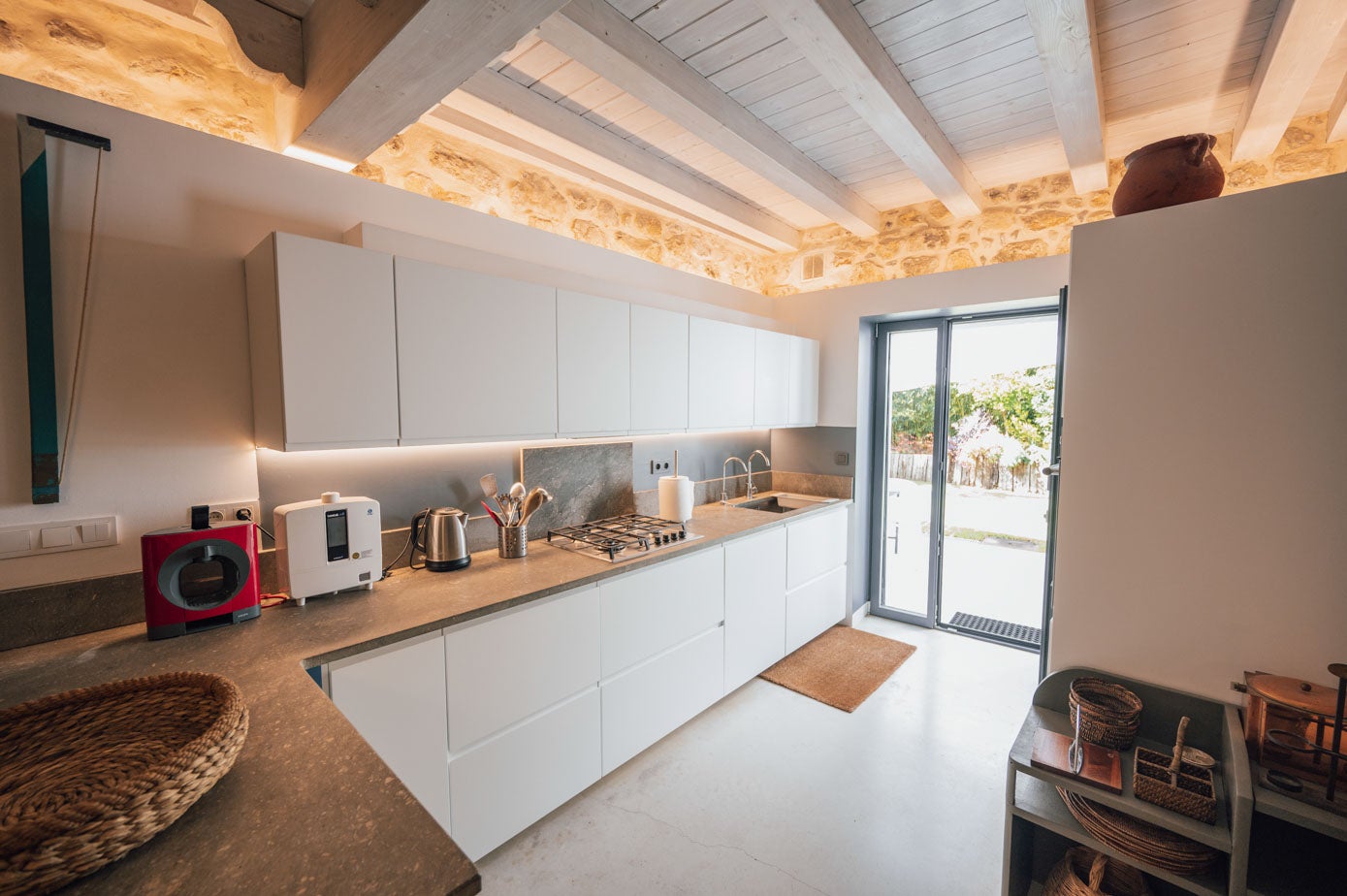 La espectacular casa rural del siglo XVI en Cantabria para cuidar cuerpo y mente