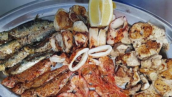 Una taberna auténtica con pescados de nivel y buenos precios para las vacaciones