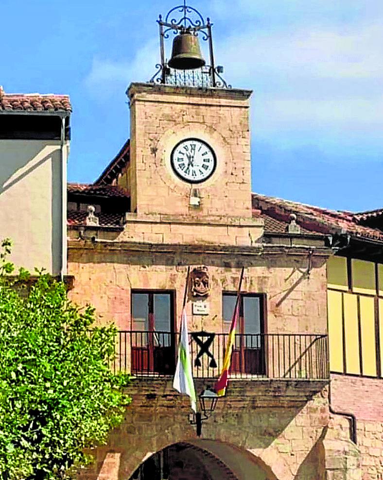 Imagen - Un crespón negro presidía el Ayuntamiento.