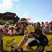 Van Aert llega a tiempo para ver nacer a su hijo