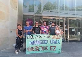 Imagen de una de las movilizaciones de los trabajadores del polideportivo de Durango