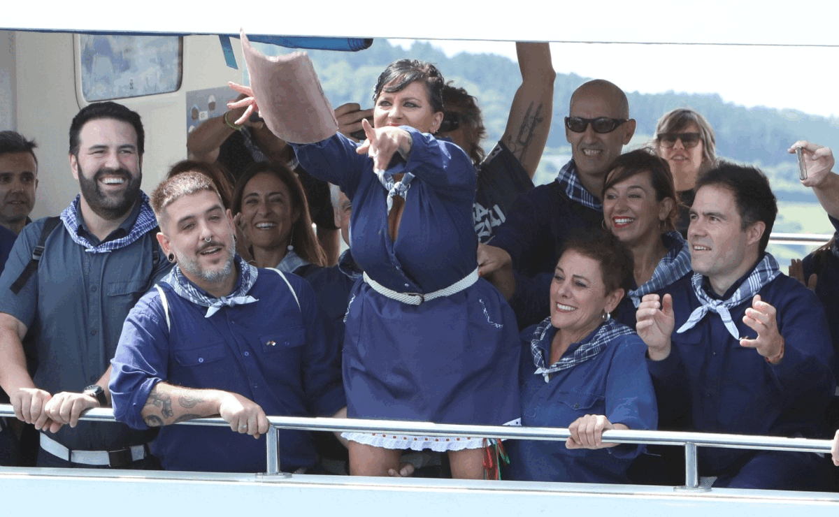 Bermeo y Elantxobe se zambullen en la fiesta