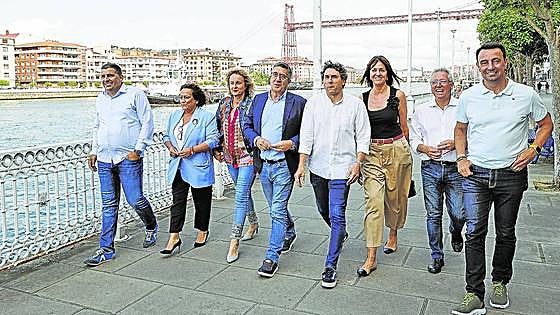 El PSE pide votar «con la cabeza» para no «regalar» opciones a la derecha