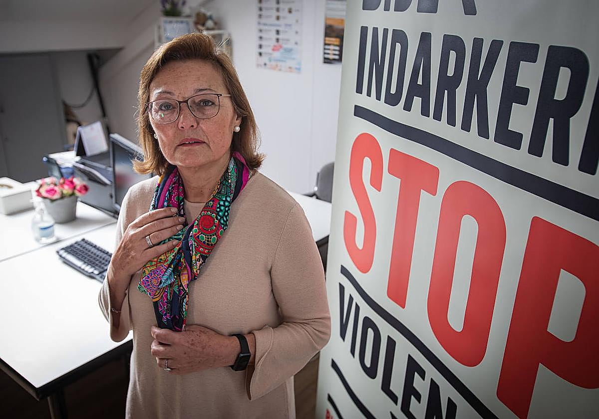 Rosa Trinidad, Bide Indarkeria Stop elkarteko presidentea dena