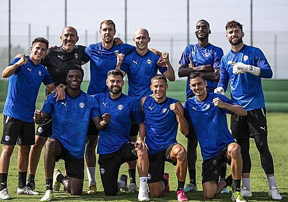 Los jugadores albiazules ya trabajan en la concentración de Benidorm.