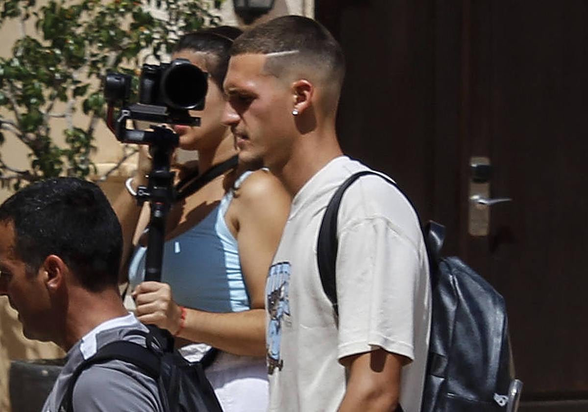 Rafa Marín, a su llegada a la concentración del Alavés en Benidorm.