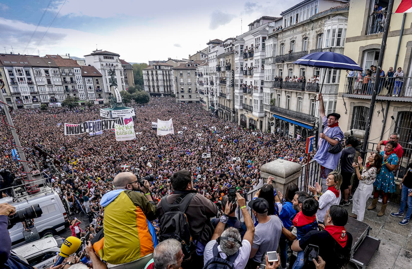 Las mejores fotos del Chupinazo y la Bajada de Celedón