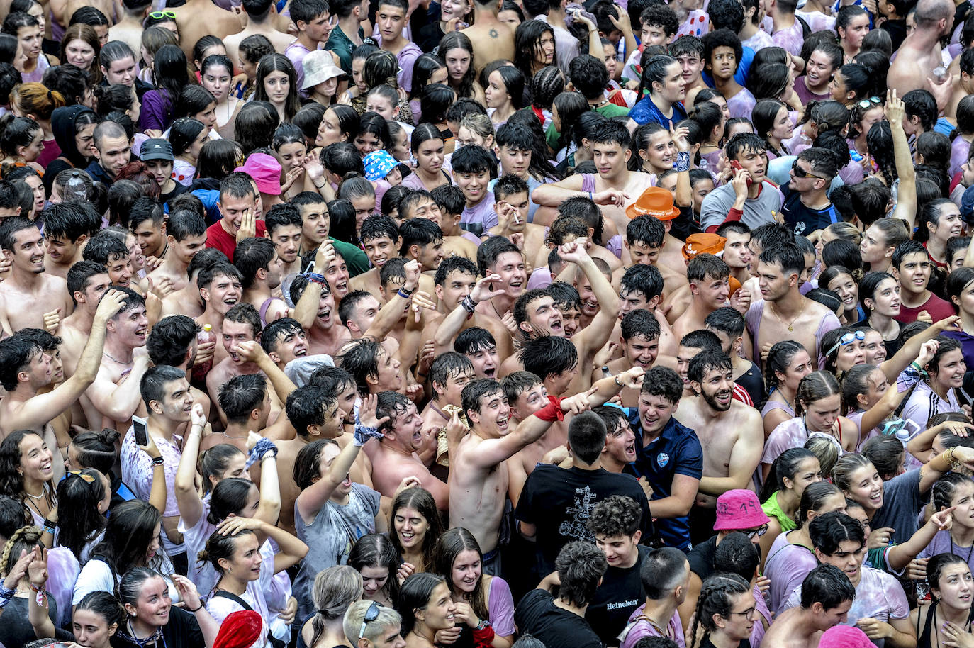 Las mejores fotos del Chupinazo y la Bajada de Celedón