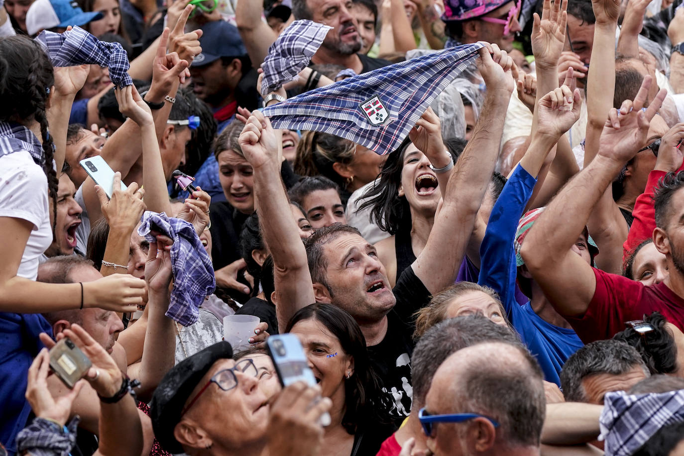 Las mejores fotos del Chupinazo y la Bajada de Celedón