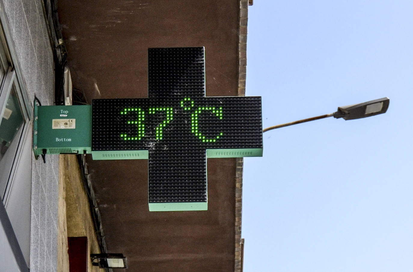 Las fotos de la asfixiante jornada de calor extremo en Álava