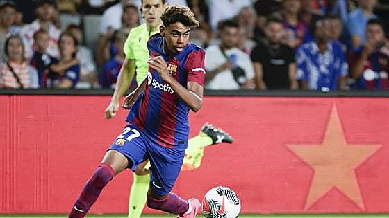 Lamine Yamal, la nueva joya que enamora a los culés con 16 años