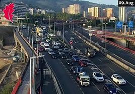 Normalidad en la A-8 tras las retenciones provocadas por las obras en el puente de Rontegi