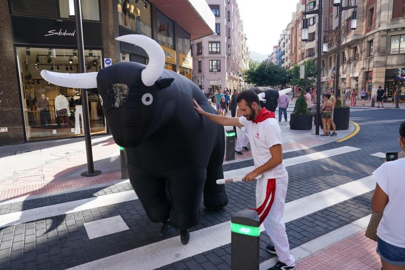 Toros en Moyua para promocionar las Corridas Generales