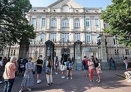 Atzerriko unibertsitateetan euskara eta euskal kultura irakatsi nahi?