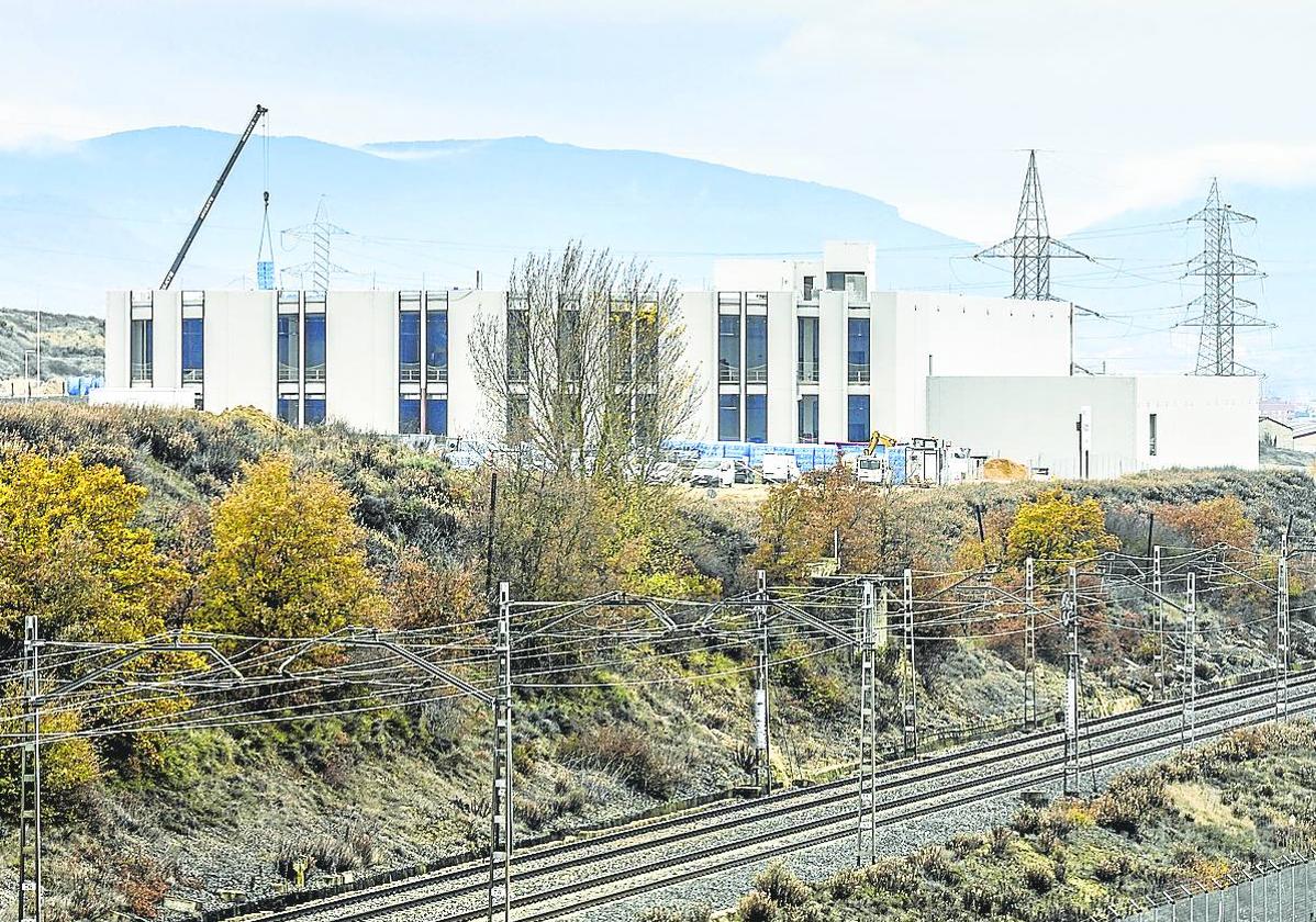 Obras de construcción del centro de datos en el polígono alavés de Arasur.