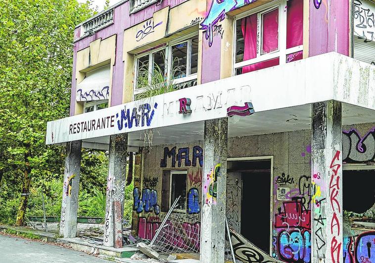 El escenario. Imagen exterior del antiguo restaurante Miramar, en Artxanda.