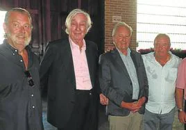 José Luis Sabas, Javier Aresti, Michel Dufran, Juan Manuel Delgado, Txema Letona y Begoña Aguirre.