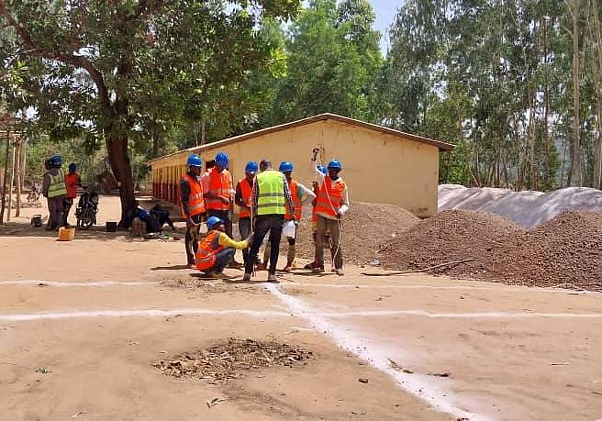 Construcción de escuelas en Guinea Conakry.