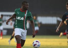 Sylla, en el amistoso de pretemporada contra el Valencia.