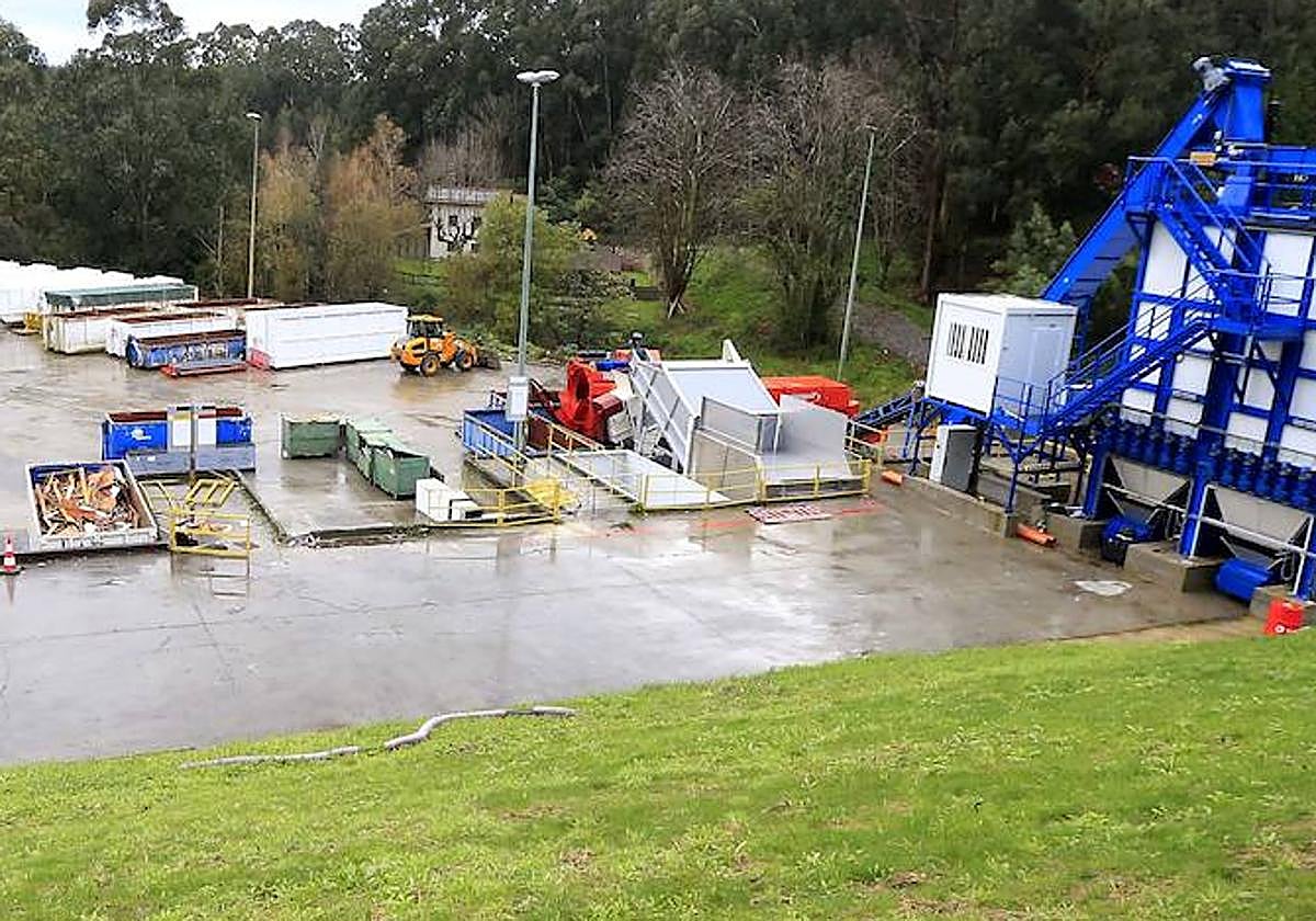 Panorámica del complejo ambiental de Larrañazubi, en Getxo.