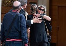 Familiares y amigos de María Teresa Campos lloran su muerte: Ana Rosa Quintana, Jorge Javier Vázquez...