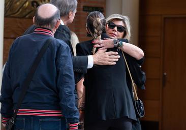 Familiares y amigos de María Teresa Campos lloran su muerte: Ana Rosa Quintana, Jorge Javier Vázquez...