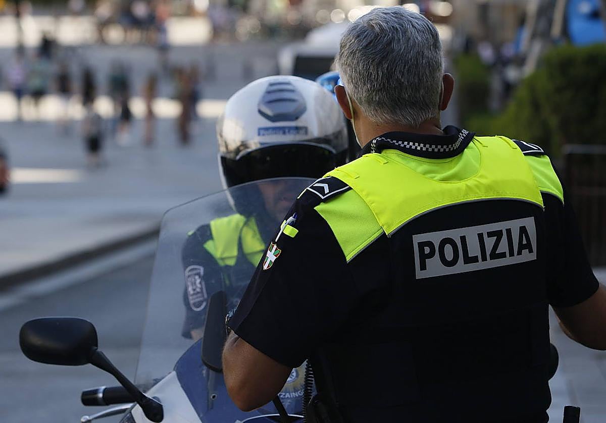 Detenida por golpear a su pareja en una calle de Vitoria