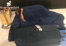 Imagen de una de las pasajeras atrapadas en Fuerteventura.