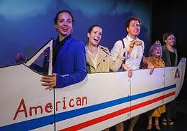 Ane Ruiz de Gordoa, directora del festival Jalgi!;la soprano Ainhoa López de Munain; Gómez; Quincoces y la pianista Amaia Rodríguez en la opera 'Orfeo y Eurídice' producida por el festival de música vocal Jalgi.