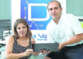 laia Gómez y Borja Balparda, de Data Value Management.