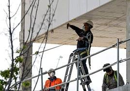 Los trabajadores que se podrán jubilar de forma legal con 61 años en 2024