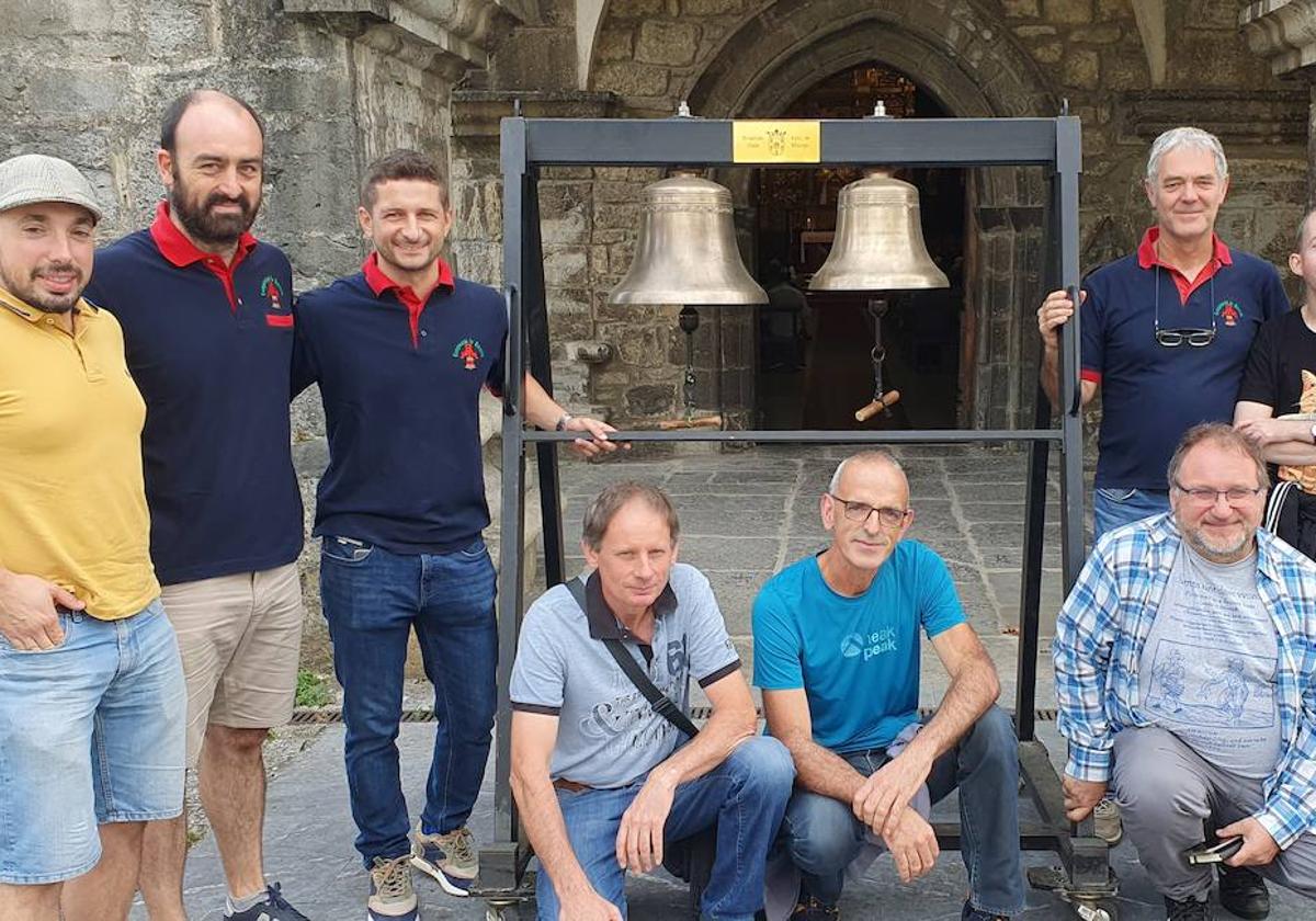 Los tañedores de campanas se dieron cita ayer en Amurrio.