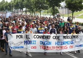 Manifestación de trabajadores de Michelin este año en Vitoria.