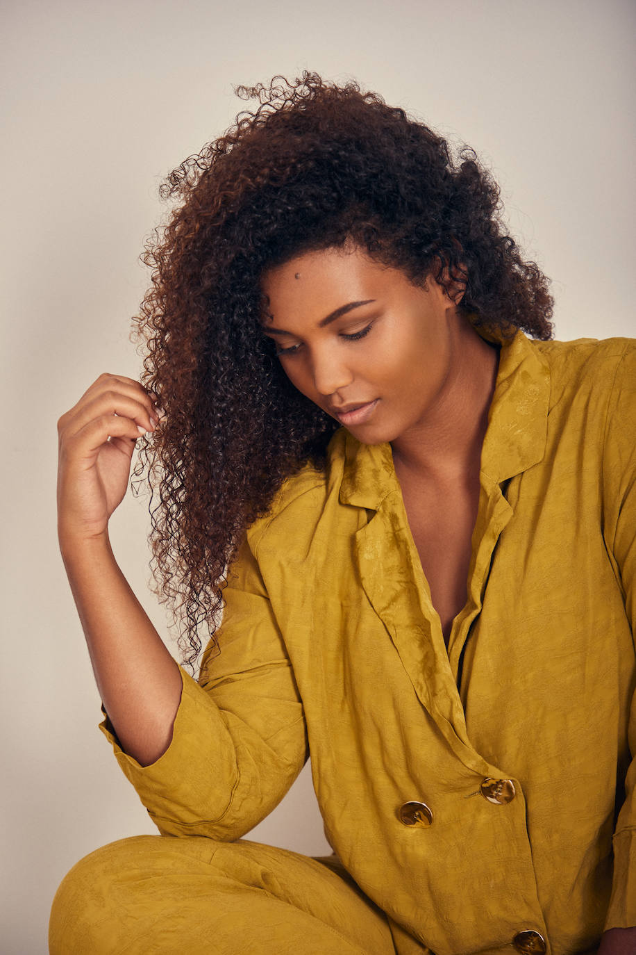 La fotógrafa de moda de Zurbaranbarri que &#039;caza&#039; a las influencers con más estilo en las pasarelas internacionales