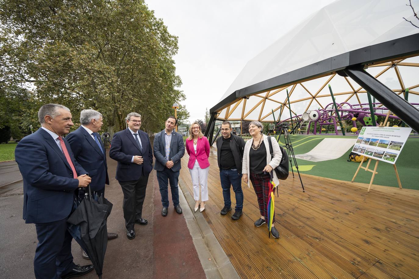 Así es el nuevo parque infantil cubierto de Doña Casilda