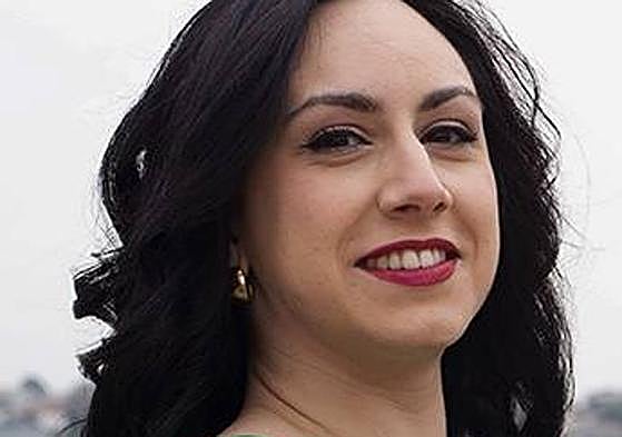 La mezzosoprano gasteiztarra Noelia Ibáñez actuará este sábado en Oion con Josu Okiñena al piano.