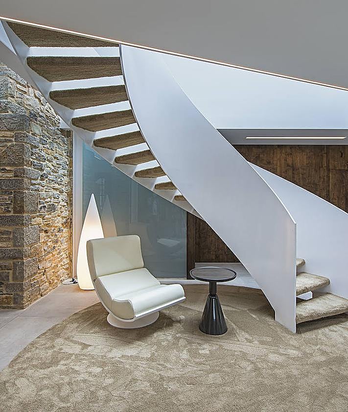 Imagen secundaria 2 - Los espacios son grandes y abiertos lo que genera un atmósfera especial