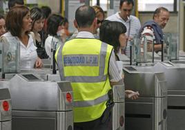 Reconocen como accidente laboral la baja por ansiedad de un vigilante de seguridad de la estación de Abando