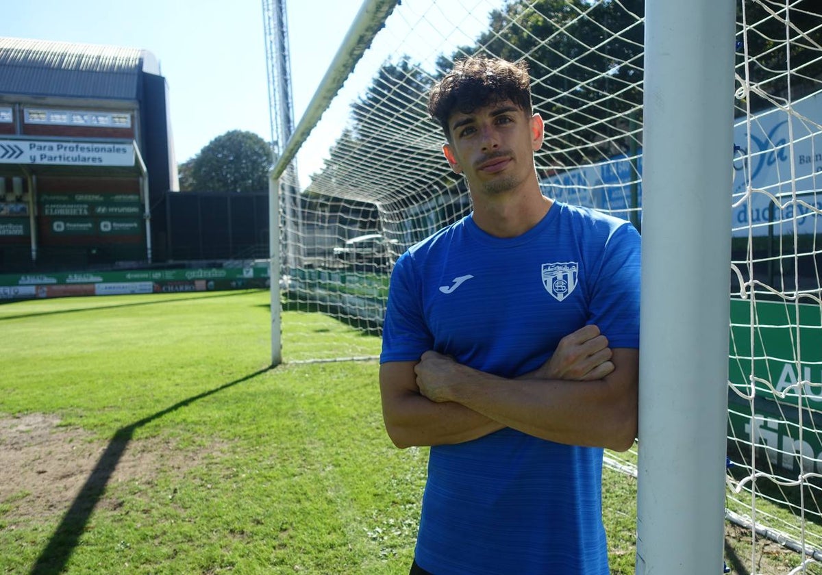 Armando Corbalán en Las Llanas en la semana previa del partido entre el Sabadell y el Sestao River.